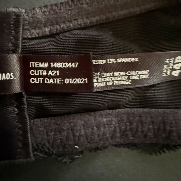 Torrid Curve 44B Black Floral Lace Push-Up Plunge Bra Adjustable Convertible - Picture 8 of 12